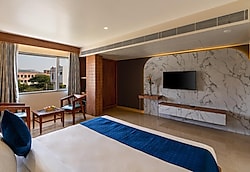 Hotel Redolence Aravali Tree Udaipur