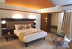 Hotel Paras Mahal Udaipur