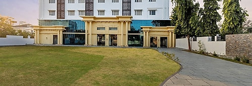Hotel Redolence Aravali Tree Udaipur