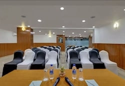 Hotel Avins Beacon Udaipur