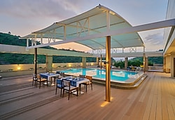 SKK Blue Hotel And Spa Udaipur