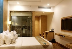SKK Blue Hotel And Spa Udaipur