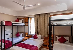 Hotel Raghunandan Palace Udaipur