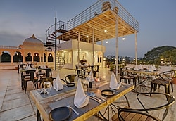 Hotel Janak Vilas Udaipur