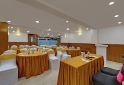 Hotel Avins Beacon Udaipur