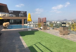 Hotel Howard Johnson By Wyndham Udaipur