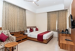 Hotel Raghunandan Palace Udaipur