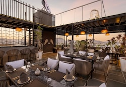 Hotel Dheergarh Palace Udaipur