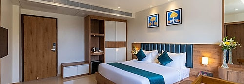Hotel Redolence Aravali Tree Udaipur