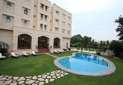 Hotel Paras Mahal Udaipur