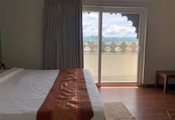 Hotel Dheergarh Palace Udaipur