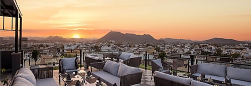 Hotel Dheergarh Palace Udaipur