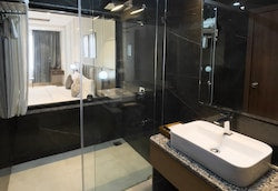 Hotel Westend Udaipur