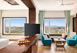 Hotel Howard Johnson By Wyndham Udaipur