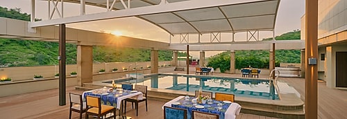 SKK Blue Hotel And Spa Udaipur