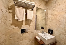 Hotel Shourya Residency Udaipur