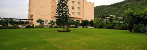 Hotel Paras Mahal Udaipur