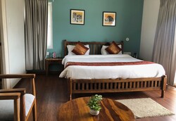 Hotel Dheergarh Palace Udaipur