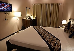 Hotel Platinum Royal Excellency Udaipur