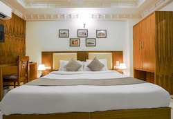 Hotel Royal Rafahiya Rooftop Udaipur